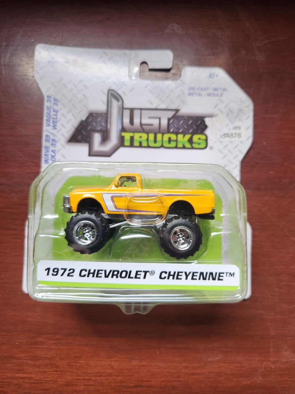 Jada Just Trucks 1972 Chevrolet Cheyenne Yellow 1:64 Diecast NIP